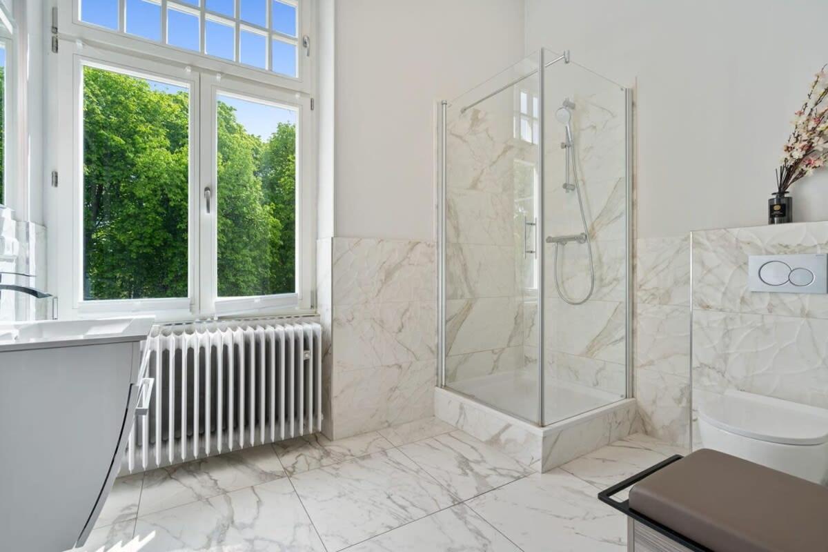 Room W Shared Bathroom&Kitchen In Luxury Villa Luxembourg Eksteriør bilde